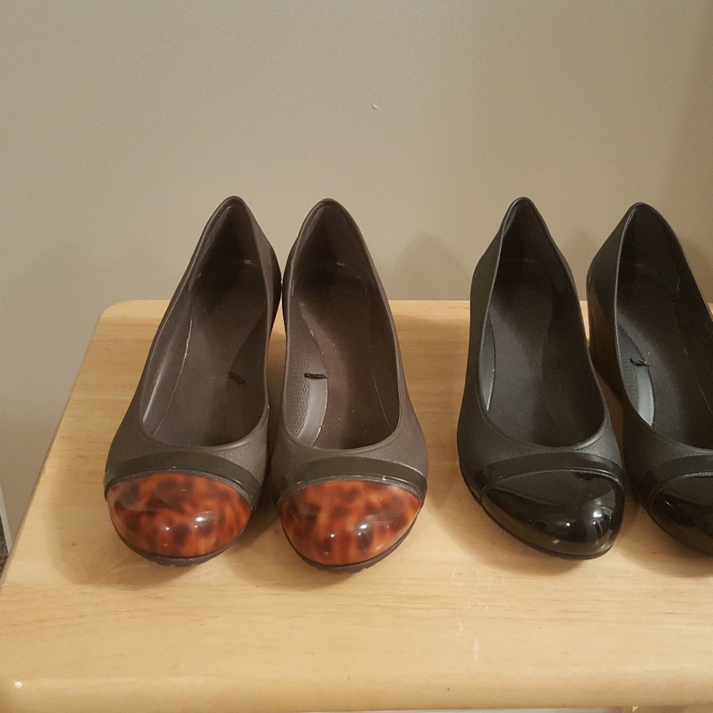 2 for 1 Crocs wedges